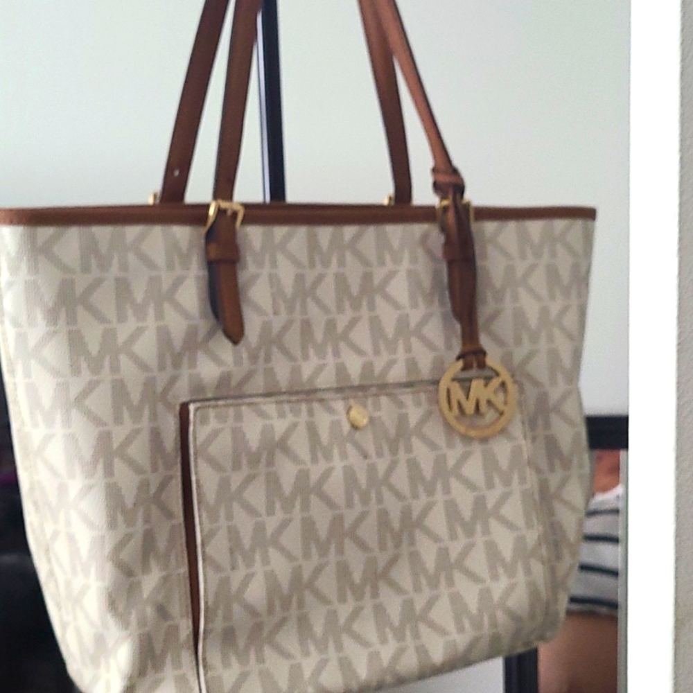 Michael kors bag